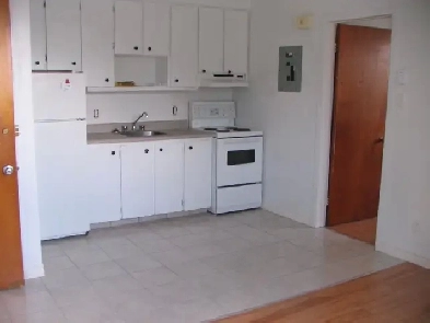 Logement 31/2 demi sous-sol pour étudiant.e