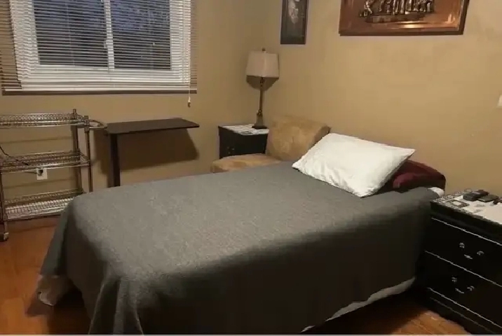 Room Available Immediately 5 Mins To Darlington OPG PLANT