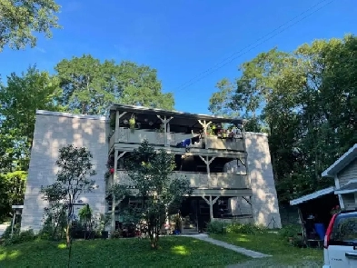 Grand 5 1/2 Vieux Nord