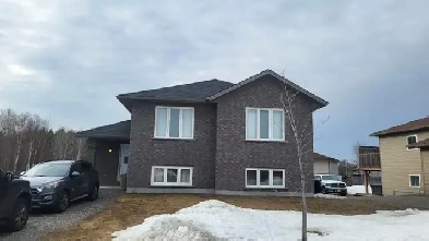 3 bedroom apartment for rent in Hanmer