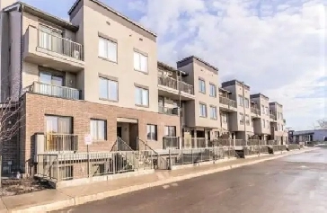 2BR Den 2.5Bath Guelph/Cambridge/Kitchener Condo/Townhome
