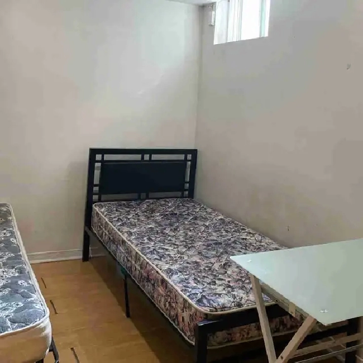 Furnished Room For Rent Available May1st$450