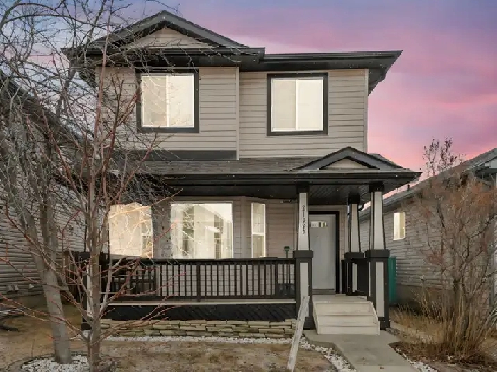 West YEG 4 Bed 3 Bath w/ Finished Basement ONLY $449k WOW!
