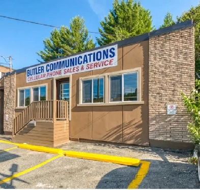 Prime Commercial Unit for Lease – High Traffic Location!