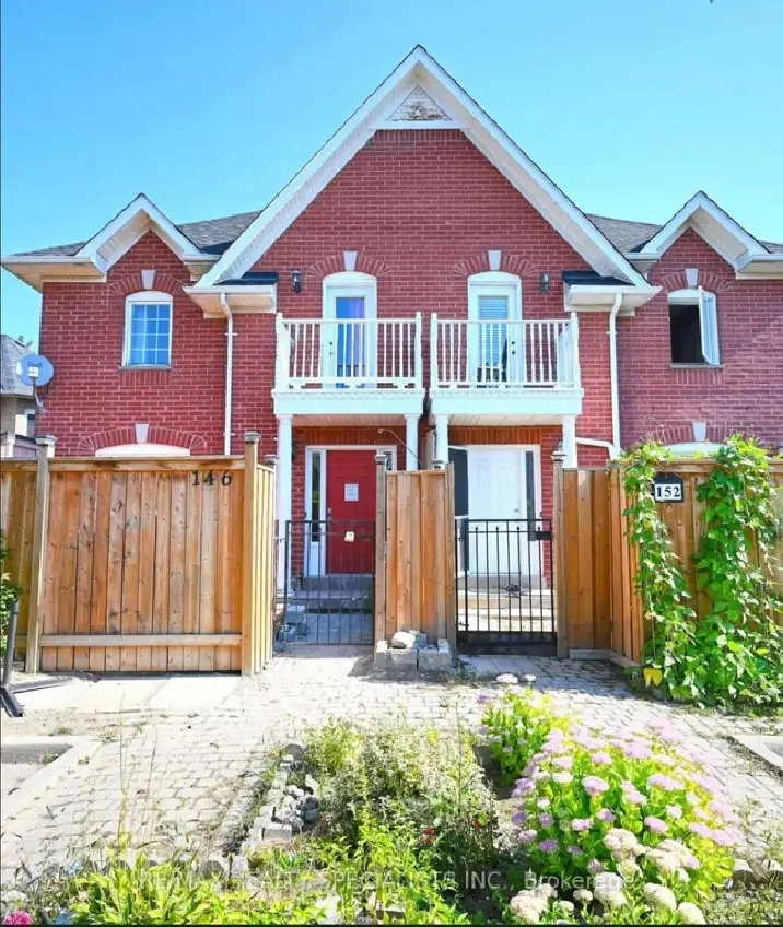 Master Bedroom for Rent Brampton