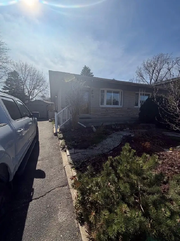 3 bedroom house available for rent (available from may 1st)