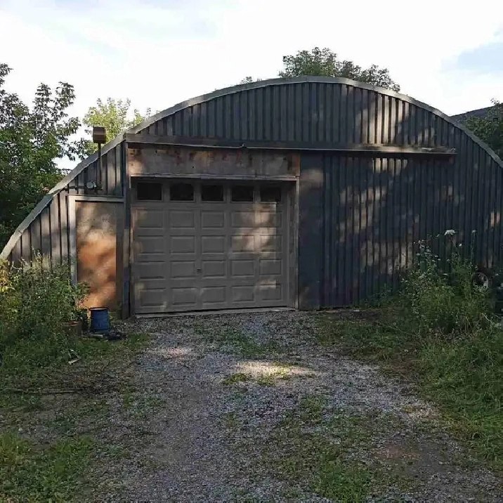 work shop/quonset for  rent