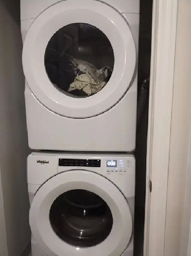 Furnished 2 rooms for rent!