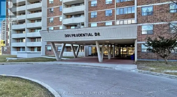 3 Bed 1.5 Washroom Condo Apartment for Rent Kennedy and Lawrence