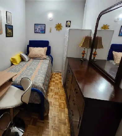 Chambre privée à Montréal tout inclus, fille étudiante ou femme
