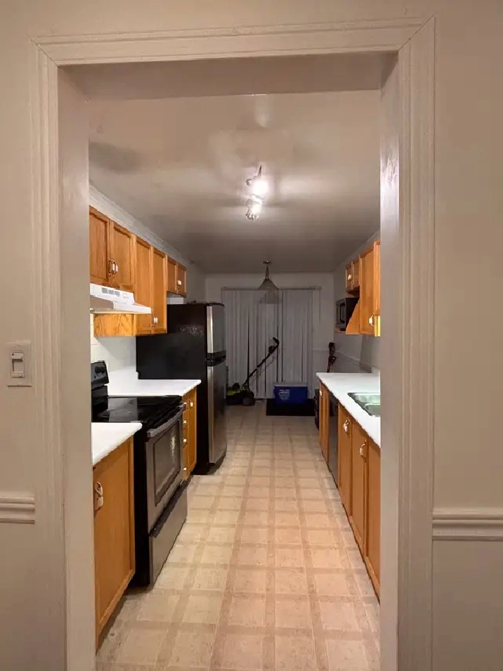 4 Bed 4 Bath Townhouse in Kanata