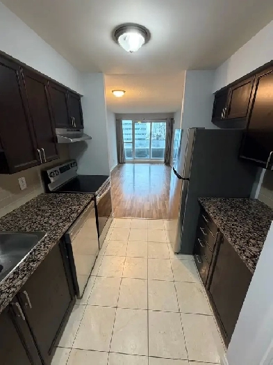 1Br/Bath | Locker | Parking | near STC | Video | Deal with Owner