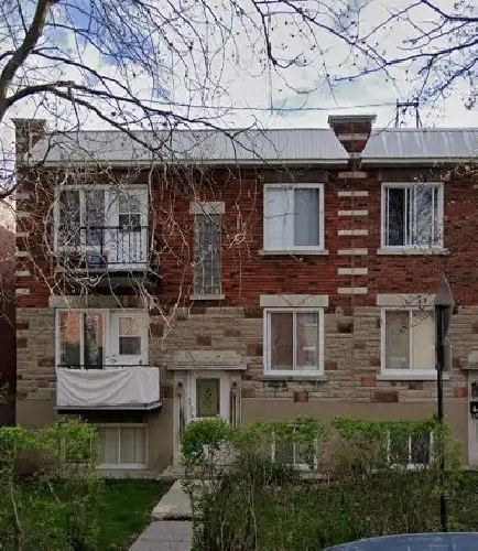 Grand 2 1/2  à louer Rosemont  sur 36 avenue