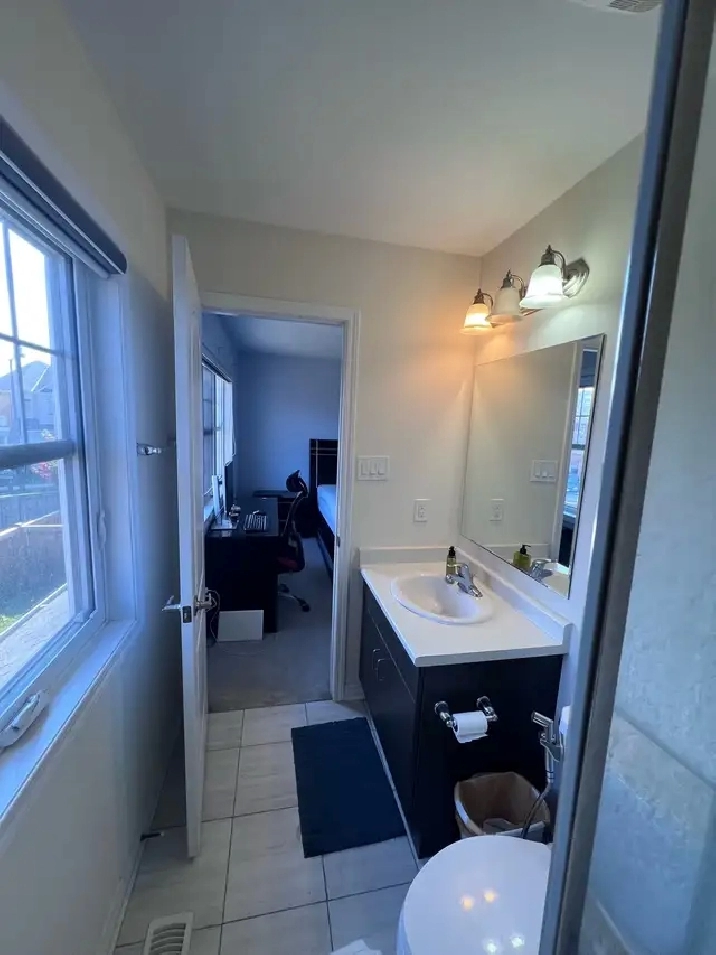 master bedroom suite upper floor- Bovaird & Mississauga rd