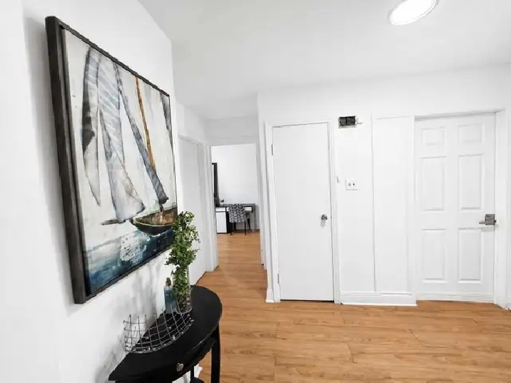 ROOM RENTALS/FURNISHED BEDROOMS FOR RENT/CHAMBRE MEUBLÉE A LOUER