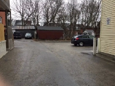 Parking spots for rent for the Summer