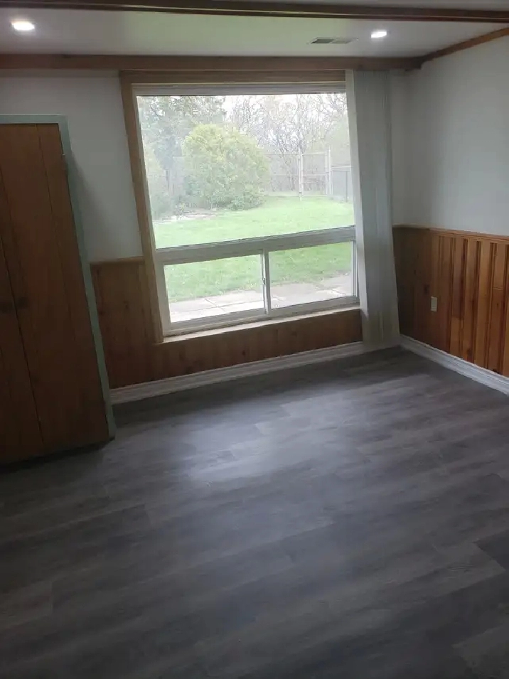 Room For Rent Near Humber Collage