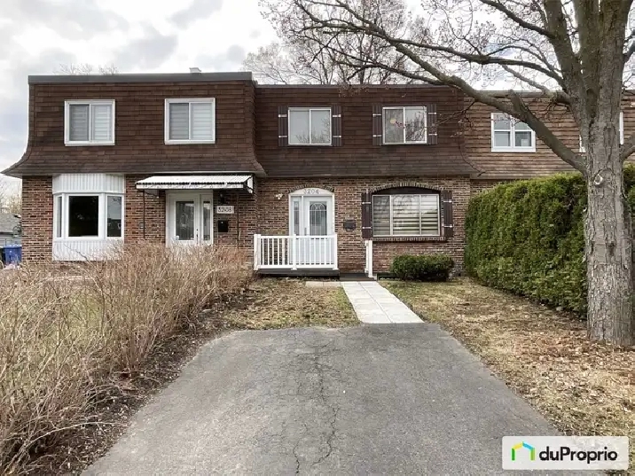 $489,000 - 2 Storey for sale in Longueuil (Vieux-Longueuil)