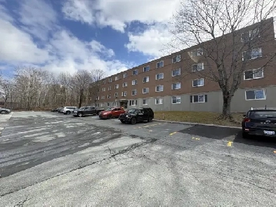 26-020 Spacious 1 bed apartment - Heat HW & Water Inc!