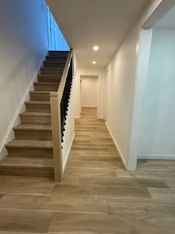 1 BR Apartment Near Oshawa centre and Go station