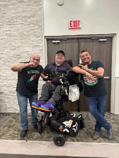 FREE ROOM FOR RENT WITH CHANCE TO MAKE $1000 A WEEK!