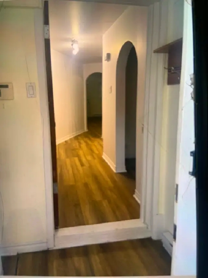 4 1/2 Saint-Henri ground floor with all appliances and internet