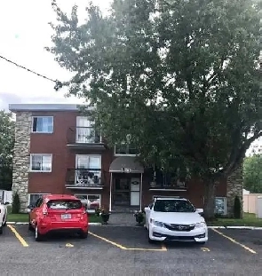 4 ½ St Hubert – $1412 (Juillet) 1358 rue Holmes