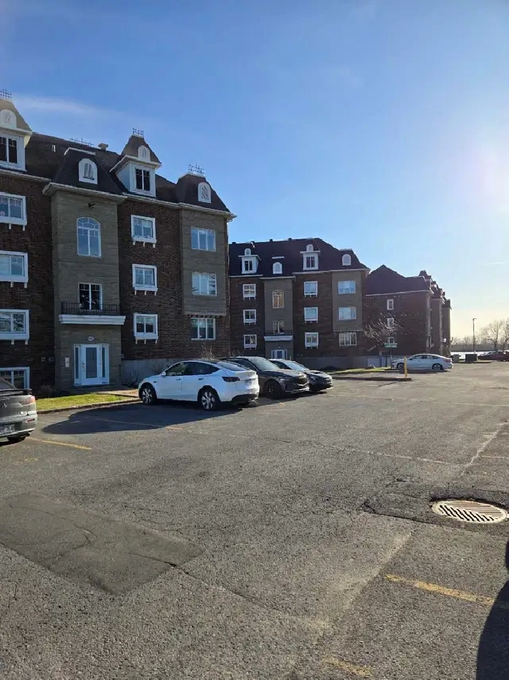 4 1/2 Belle Appartement à louer