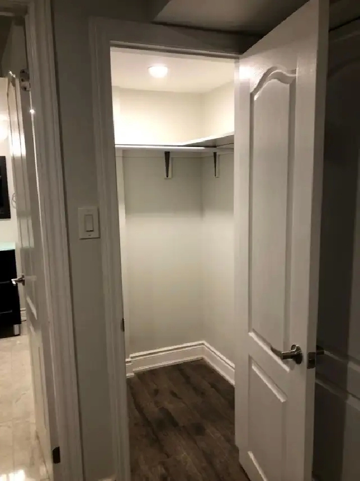 One bedroom ,One bath Basement Unit for rent