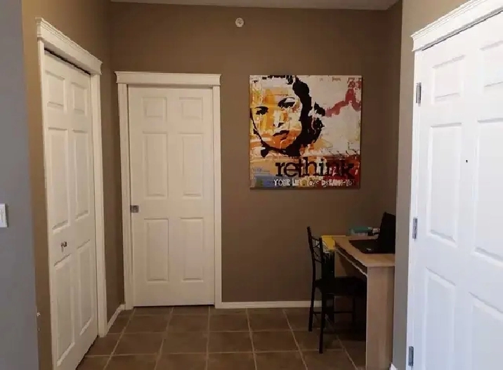 Beautiful Top Floor Apartment Available!