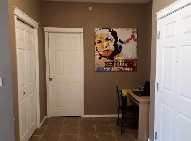 Beautiful Top Floor Apartment Available!