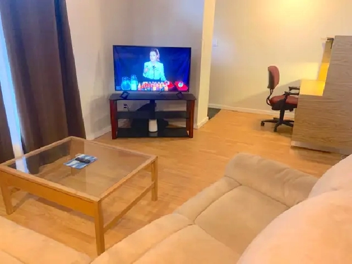 SE Edmonton semi/furnished duplex easy to downtown & Sherwood Pa