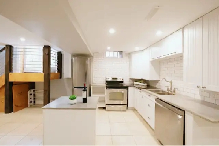 Bright 2-Bedroom Apartment for Rent in Oakville