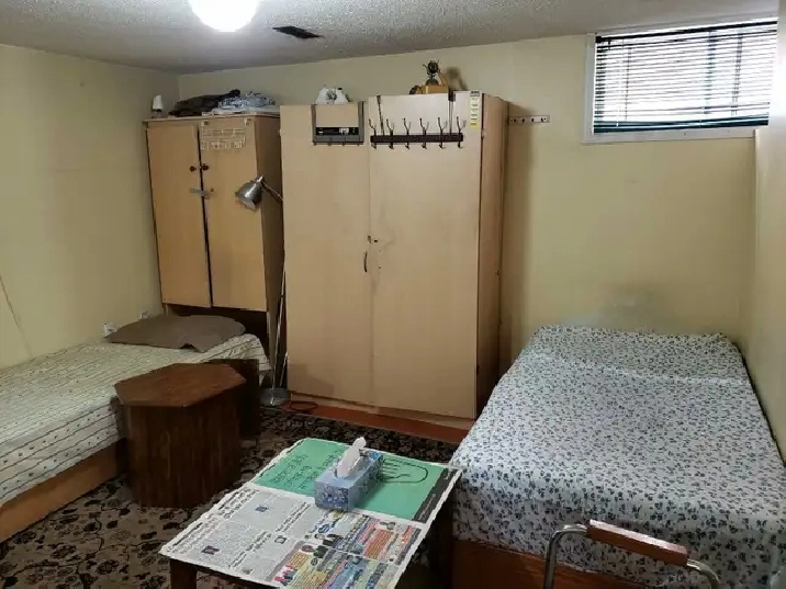 shared room for rent near Humber North