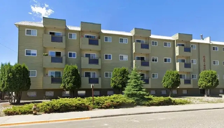 Unfurnished 2 Bed, 1 Bath Apartment