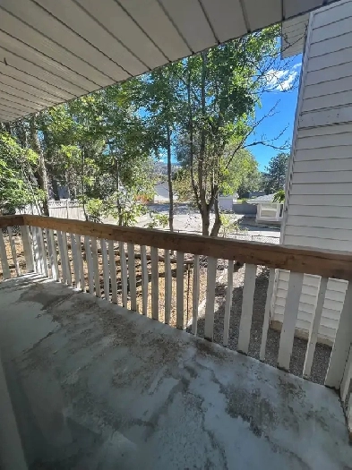 SPACIOUS – RENOVATED – PET FRIENDLY