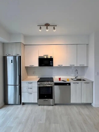 HOT DEAL – 2 Bed Condo for Lease | Downtown Hamilton
