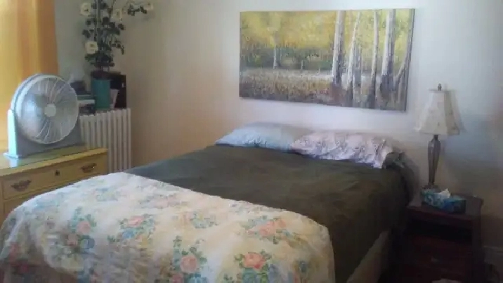 Room 4 Rent (West) Shut Down Workers $230 week