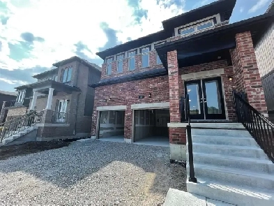 Brand New! 4 Bed   Den Upper Duplex, South Barrie