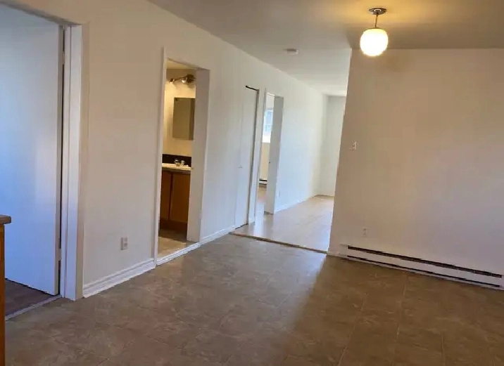 4 1/2 à louer à Repentigny