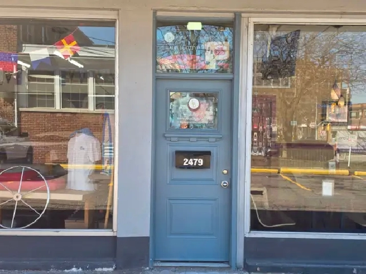 Commercial Retail Space In Toronto!