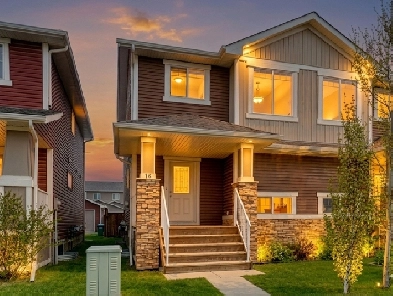 PRICE DROP! MODERN FULLY DEVELOPED COCHRANE HOME FOR SALE