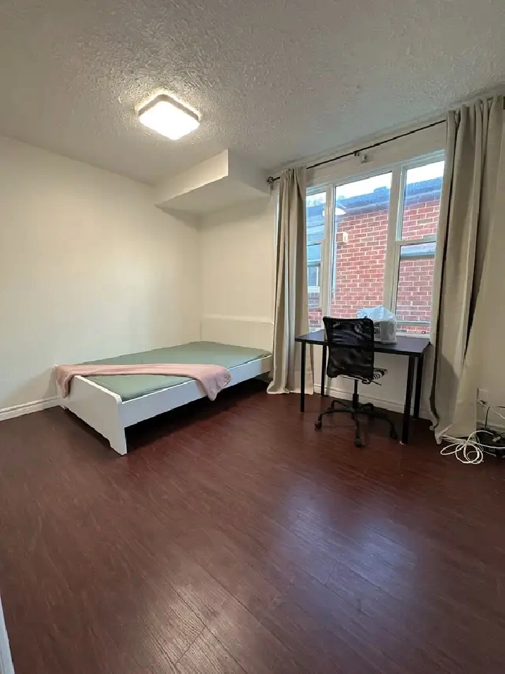 Private room  for rent - female only