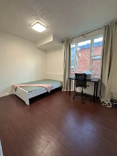 Private room  for rent - female only