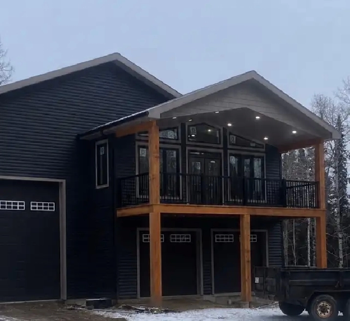 Acreage Living with Shop   RV Garage