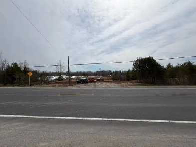 Outdoor Industrial/Commercial Space for lease in Georgina