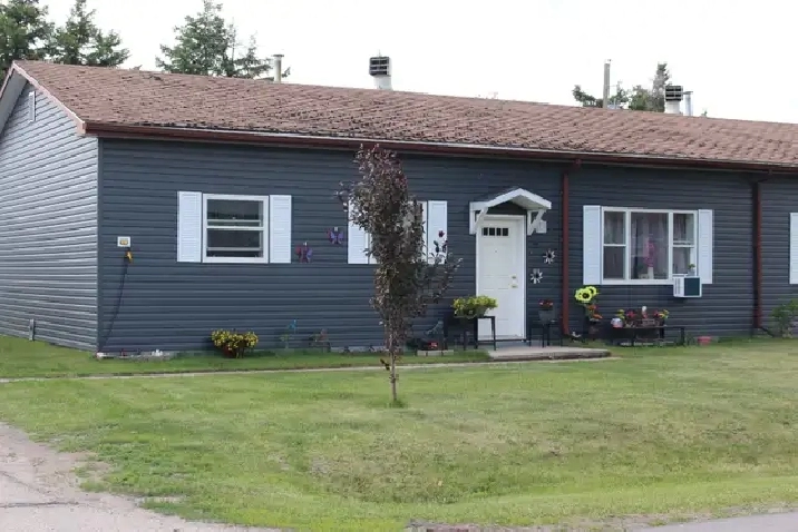 2 Bedroom House for Rent in Southport | Garage & Pet Friendly