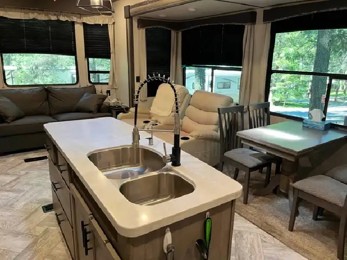 LOT & TRAILER FOR SALE: Mountain Shadows Resort, Radium BC.