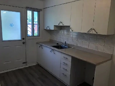 4 1/2 Pointe-aux-Trembles - 1er juillet - Internet inclus