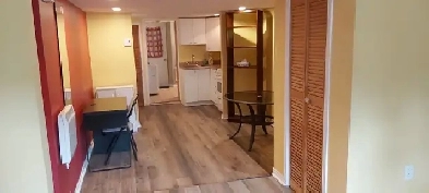 NDG- Studio 2 1/2 à louer, spacieux & lumineux, sous-sol triplex